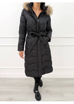 Czarna Pikowana Kurtka z Futerkiem przy Kapturze ze sklepu ModnaKiecka.pl w kategorii Kurtki damskie - zdjęcie 187484597