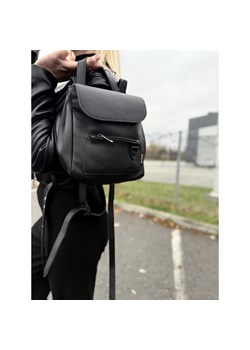 czarny plecak skórzany Zoya ze sklepu Słoń Torbalski w kategorii Plecaki - zdjęcie 187489325