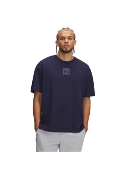 Męski t-shirt z nadrukiem Under Armour UA M Hw Os Sm Box Ss - granatowy ze sklepu Sportstylestory.com w kategorii T-shirty męskie - zdjęcie 187490027