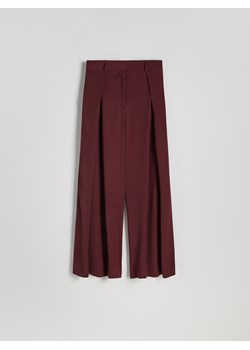 Reserved - Spodnie z zakładkami - burgundowy ze sklepu Reserved w kategorii Spodnie damskie - zdjęcie 187493165