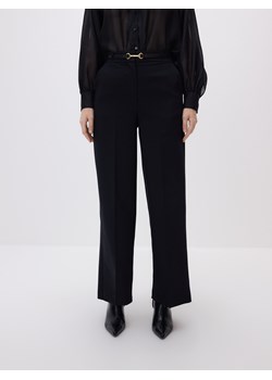 Reserved - Spodnie z paskiem - czarny ze sklepu Reserved w kategorii Spodnie damskie - zdjęcie 187497568