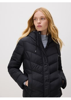 Reserved - Pikowana kurtka z kapturem - czarny ze sklepu Reserved w kategorii Kurtki damskie - zdjęcie 187497629