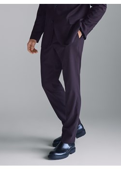 Reserved - Garniturowe spodnie slim fit - mahoniowy ze sklepu Reserved w kategorii Spodnie męskie - zdjęcie 187499068