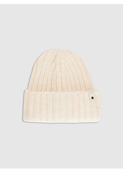 Damska czapka zimowa 4F 4FRAW25ACAPF0723 - beżowa ze sklepu Sportstylestory.com w kategorii Czapki zimowe damskie - zdjęcie 187500619