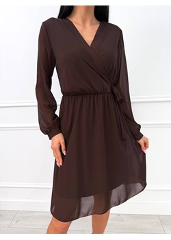 Czekoladowa Szyfonowa Sukienka z Kopertowym Dekoltem ze sklepu ModnaKiecka.pl w kategorii Sukienki - zdjęcie 187501018
