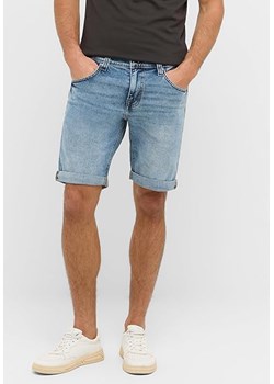 Męskie Szorty Mustang Style Chicago Shorts Z Denim Blue 1016976 5000 202 ze sklepu YouNeedit.pl w kategorii Spodenki męskie - zdjęcie 187503598