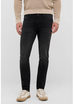 Męskie Spodnie jeansowe Mustang Style Oregon Slim Denim Black 1016798 4000 803 ze sklepu YouNeedit.pl w kategorii Jeansy męskie - zdjęcie 187503667