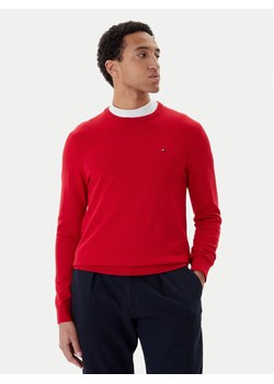 Tommy Hilfiger Sweter Essential Ssnl MW0MW39999 Czerwony Regular Fit ze sklepu MODIVO w kategorii Swetry męskie - zdjęcie 187506235