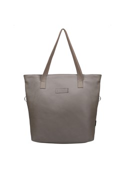 beżowa skórzana torebka damska shopperka zapinana na zamek Jessica ze sklepu Słoń Torbalski w kategorii Torby Shopper bag - zdjęcie 187506708