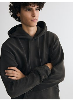 Reserved - Polarowa bluza z kapturem - oliwkowy ze sklepu Reserved w kategorii Bluzy męskie - zdjęcie 187514808