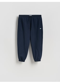 Reserved - Spodnie dresowe comfort fit - granatowy ze sklepu Reserved w kategorii Spodnie męskie - zdjęcie 187516927