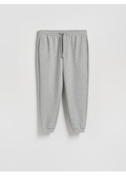 Reserved - Spodnie dresowe regular fit - jasnoszary ze sklepu Reserved w kategorii Spodnie męskie - zdjęcie 187516995