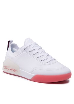 Sneakersy Tommy Hilfiger Elevated Feminine Sneaker FW0FW06325 Biały ze sklepu eobuwie.pl w kategorii Buty sportowe damskie - zdjęcie 187529019