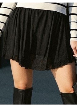 Sinsay - Spódnica mini ze strukturalnej dzianiny - czarny ze sklepu Sinsay w kategorii Spódnice - zdjęcie 187530148