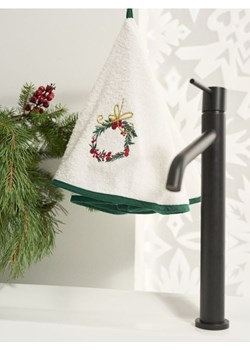 Sinsay - Ręcznik w świąteczny wzór - zielony ze sklepu Sinsay w kategorii Ręczniki - zdjęcie 187530169