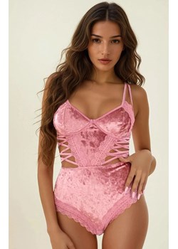 Welurowe body damskie różowe Magrin LC 90591, Kolor różowy, Rozmiar S/M, LivCo Corsetti Fashion ze sklepu Intymna w kategorii Body damskie - zdjęcie 187533847