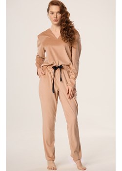 Mefemi welurowa piżama damska piaskowa Vanessa, Kolor piaskowy, Rozmiar S, Mefemi ze sklepu Intymna w kategorii Piżamy damskie - zdjęcie 187534007