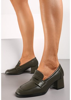 Zielone Półbuty na Słupku z Kwadratowym Noskiem i Ozdobnym Paskiem Smotere ze sklepu born2be.pl w kategorii Półbuty damskie - zdjęcie 187536296
