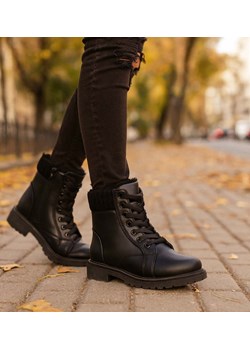 Zimowe czarne botki trapery futerko Czarne /D2-2 18518 T319/ ze sklepu Pantofelek24.pl w kategorii Workery damskie - zdjęcie 187539078