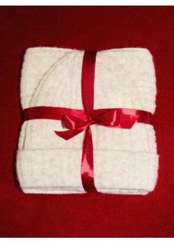 Mohito - Czapka beanie - beżowy ze sklepu Mohito w kategorii Czapki zimowe damskie - zdjęcie 187545758