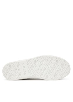 Sneakersy Guess FLPNAM ELE12 Biały ze sklepu eobuwie.pl w kategorii Buty sportowe damskie - zdjęcie 187547726
