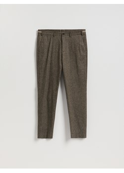 Reserved - Spodnie chino slim fit - ciemnobrązowy ze sklepu Reserved w kategorii Spodnie męskie - zdjęcie 187554837