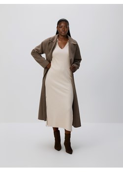 Reserved - Dzianinowa sukienka z wiskozą - beżowy ze sklepu Reserved w kategorii Sukienki - zdjęcie 187557545