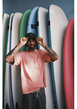 SRF Core Tee - Deep Pink ze sklepu Surf Inc w kategorii T-shirty męskie - zdjęcie 187566865