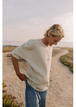 Blooming Tee - Light Pistachio ze sklepu Surf Inc w kategorii Bluzy męskie - zdjęcie 187568819