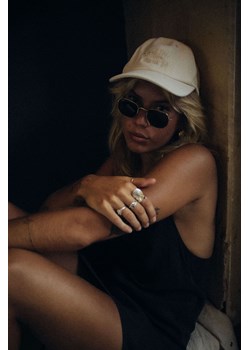 Wine & Surf Cap - Vintage White & Carmel ze sklepu Surf Inc w kategorii Czapki z daszkiem damskie - zdjęcie 187570888