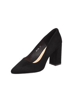 Czarne zamszowe czółenka damskie na słupku Sergio Leone Pb216 ze sklepu suzana.pl w kategorii Czółenka - zdjęcie 187574537
