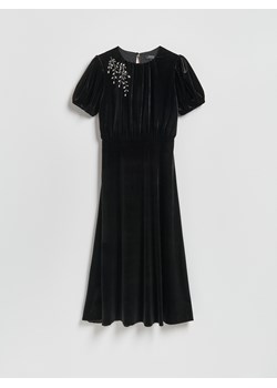 Reserved - Welurowa sukienka midi - czarny ze sklepu Reserved w kategorii Sukienki - zdjęcie 187574829