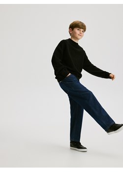 Reserved - Jeansy relaxed fit - granatowy ze sklepu Reserved w kategorii Spodnie chłopięce - zdjęcie 187577456
