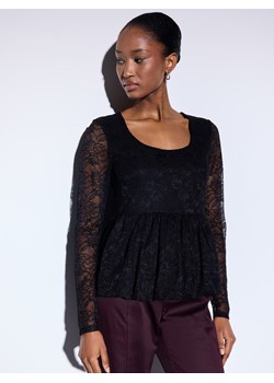 Mohito - Bluzka z koronką - czarny ze sklepu Mohito w kategorii Bluzki damskie - zdjęcie 187578456