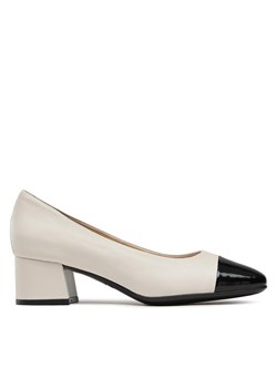 Półbuty Caprice 9-22305-20 Biały ze sklepu eobuwie.pl w kategorii Czółenka - zdjęcie 187579039