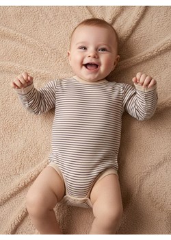 Sinsay - Body w paski wykonane z miękkiej dzianiny - beżowy ze sklepu Sinsay w kategorii Odzież dla niemowląt - zdjęcie 187581168