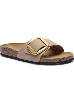 Birkenstock Skórzane klapki Madrid Big Buckle ze sklepu Gomez Fashion Store w kategorii Klapki damskie - zdjęcie 187581266