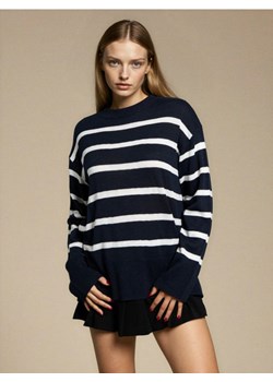 Sinsay - Sweter w paski - granatowy ze sklepu Sinsay w kategorii Swetry damskie - zdjęcie 187582939