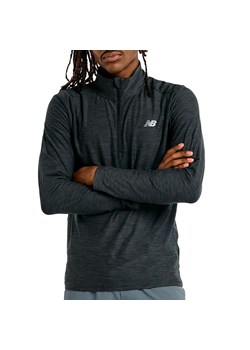 Bluza męska New Balance MT41915BKH - szara ze sklepu streetstyle24.pl w kategorii Bluzy męskie - zdjęcie 187587417