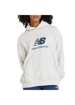 Bluza damska New Balance WT51501AHH - szara ze sklepu streetstyle24.pl w kategorii Bluzy damskie - zdjęcie 187587425