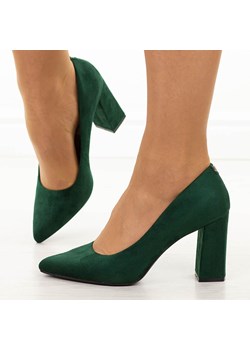 Zielone zamszowe czółenka damskie na słupku Sergio Leone Pb216 ze sklepu suzana.pl w kategorii Czółenka - zdjęcie 187589028