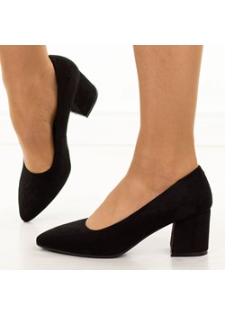 Czarne zamszowe czółenka damskie Sergio Leone Pb411 Mic ze sklepu suzana.pl w kategorii Czółenka - zdjęcie 187589056