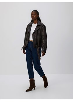 Reserved - Jeansy paperbag z paskiem - granatowy ze sklepu Reserved w kategorii Jeansy damskie - zdjęcie 187590075