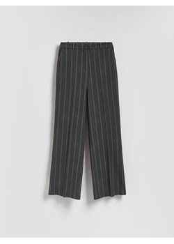 Reserved - Spodnie z kantem - ciemnoszary ze sklepu Reserved w kategorii Spodnie damskie - zdjęcie 187590379