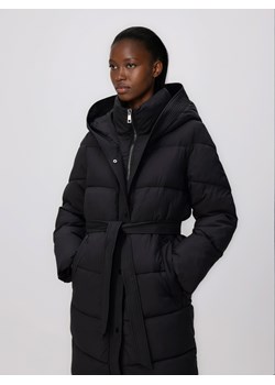 Reserved - Pikowana kurtka z kapturem - czarny ze sklepu Reserved w kategorii Kurtki damskie - zdjęcie 187595975