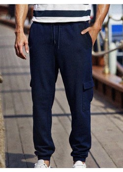 Sinsay - Spodnie jogger cargo - granatowy ze sklepu Sinsay w kategorii Spodnie męskie - zdjęcie 187597338