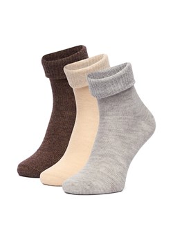 Skarpetki NINE WEST CEO_KR_NW_101_W_AW25_(3-PACK) ze sklepu ccc.eu w kategorii Skarpetki damskie - zdjęcie 187599457