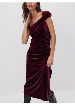 Reserved - Welurowa sukienka midi - bordowy ze sklepu Reserved w kategorii Sukienki - zdjęcie 187599717