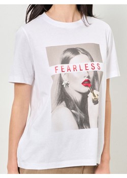 Sinsay - Bawełniana koszulka z nadrukiem - biały ze sklepu Sinsay w kategorii Bluzki damskie - zdjęcie 187600917