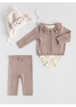 Reserved - Dzianinowy komplet z falbanką - jasnofioletowy ze sklepu Reserved w kategorii Komplety niemowlęce - zdjęcie 187603008